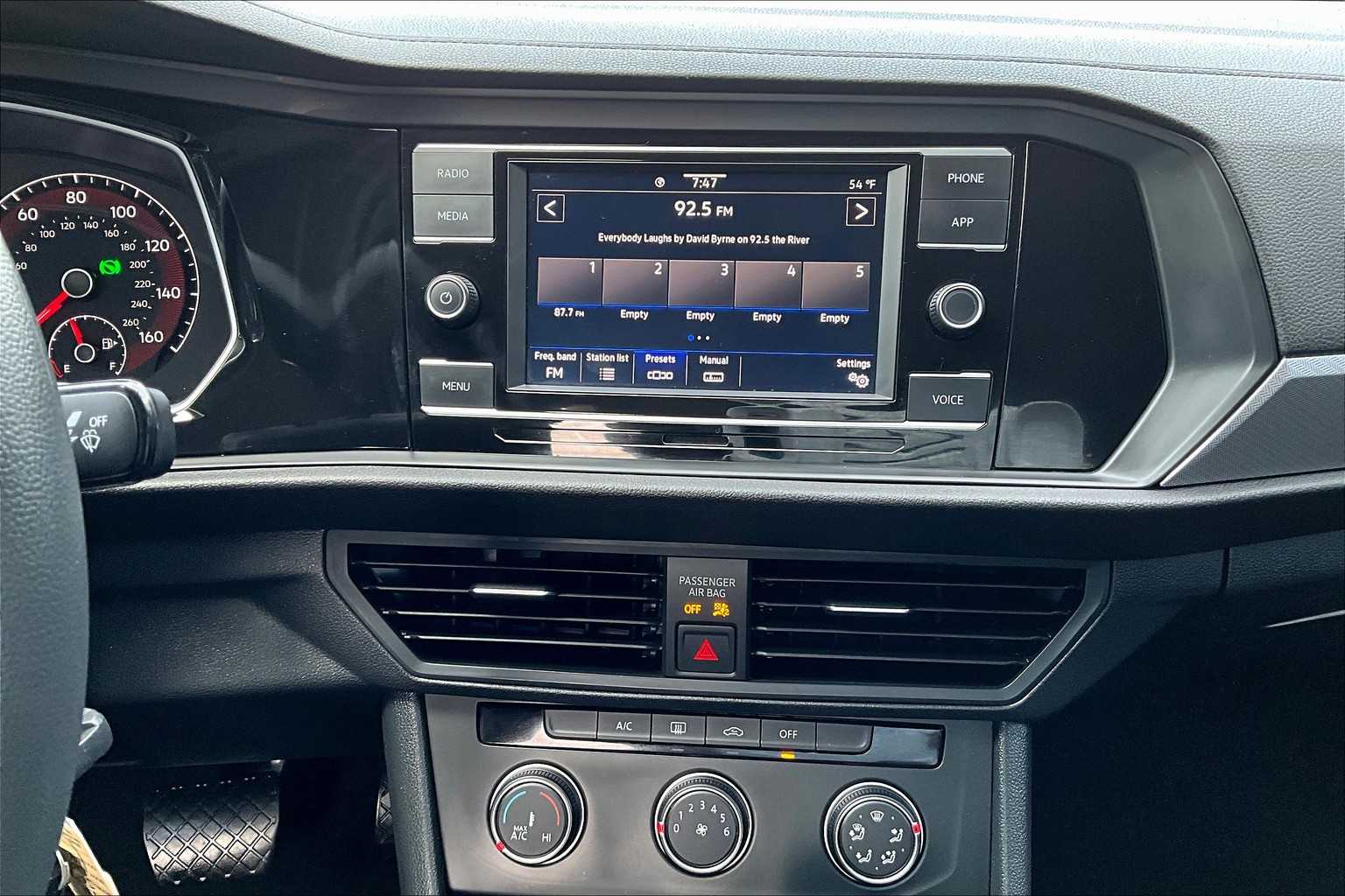 2021 Volkswagen Jetta S photo 4