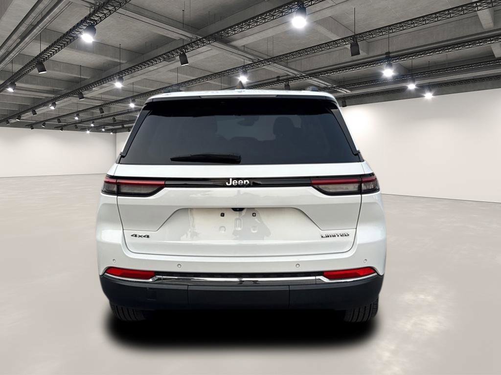 2022 Jeep Grand Cherokee Limited photo 4