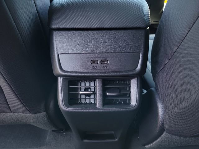 2026 Chevrolet Equinox LT photo 9
