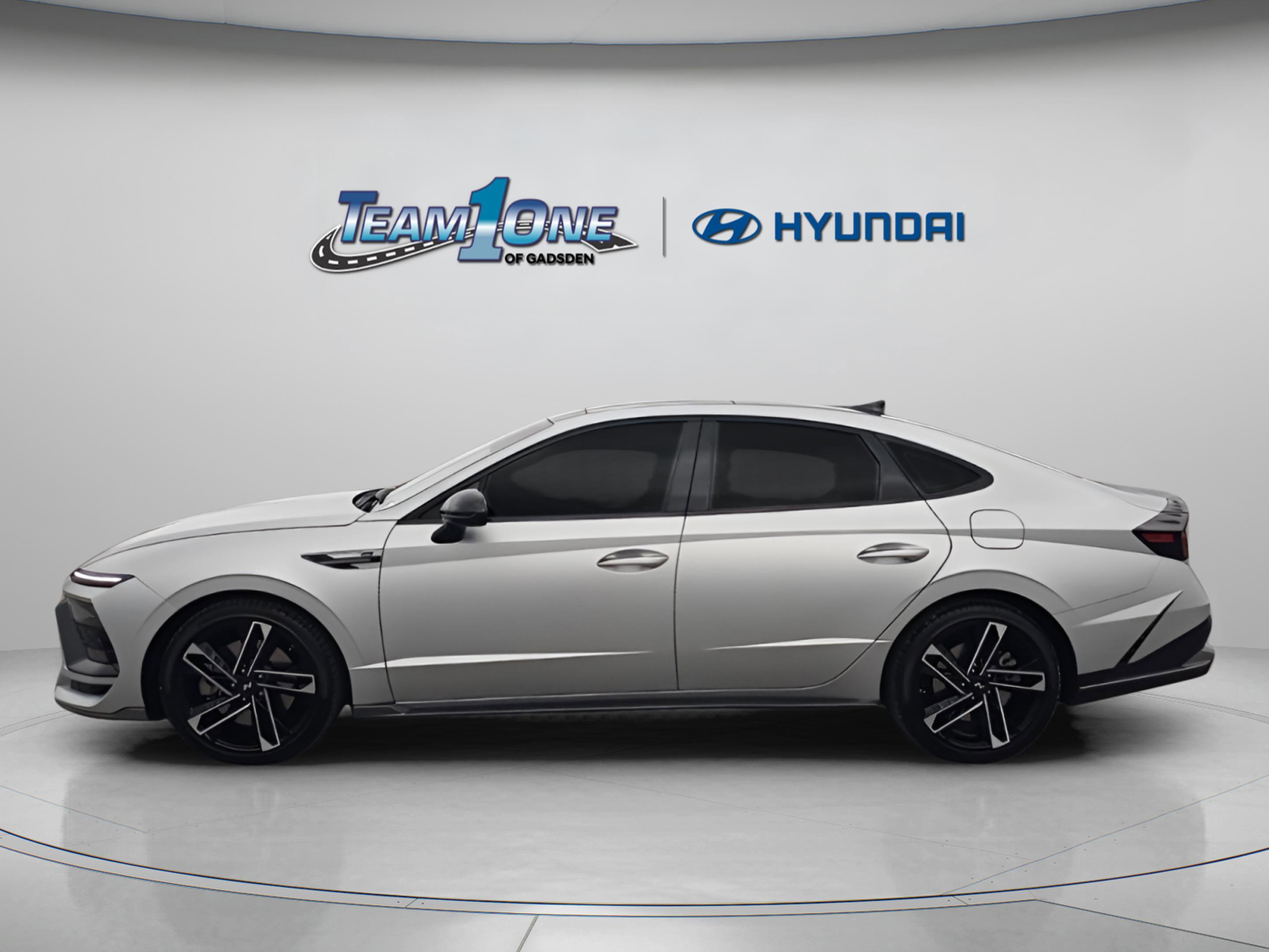 2025 Hyundai Sonata N Line photo 4