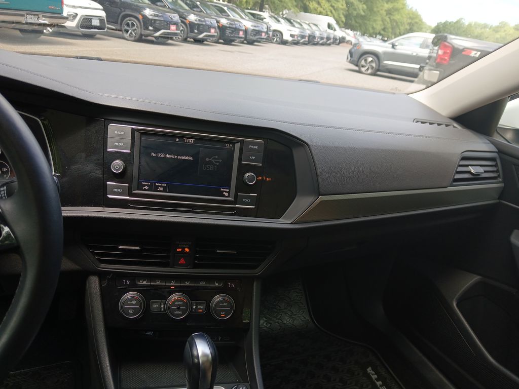 2020 Volkswagen Jetta 1.4T SE photo 16
