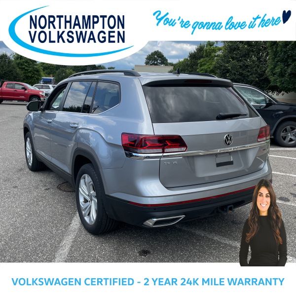 2022 Volkswagen Atlas V6 SE Technology photo 2