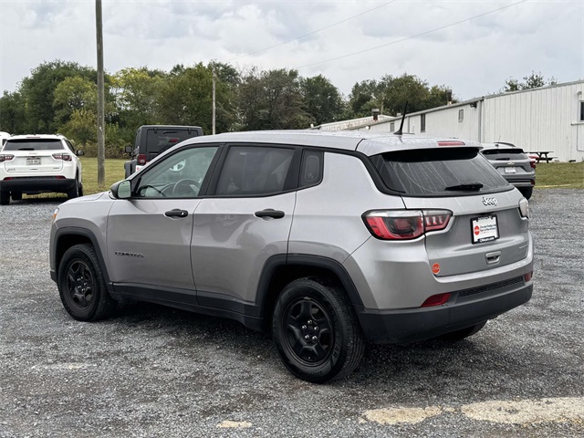 2018 Jeep Compass Sport photo 6