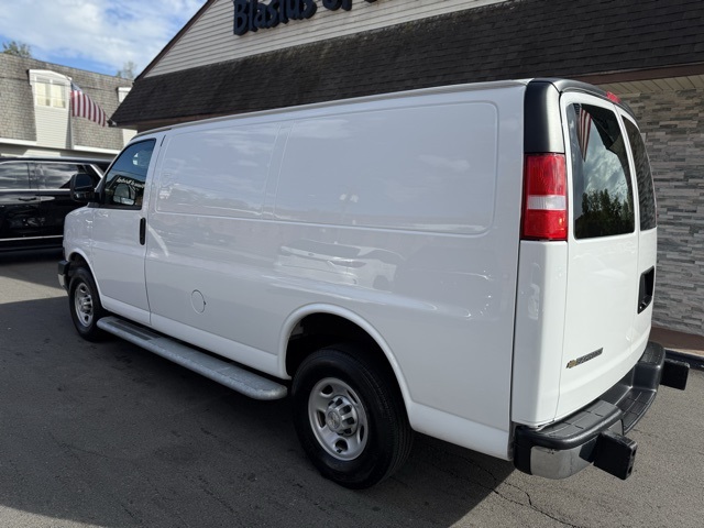 2023 Chevrolet Express 2500 Work Van Cargo photo 5