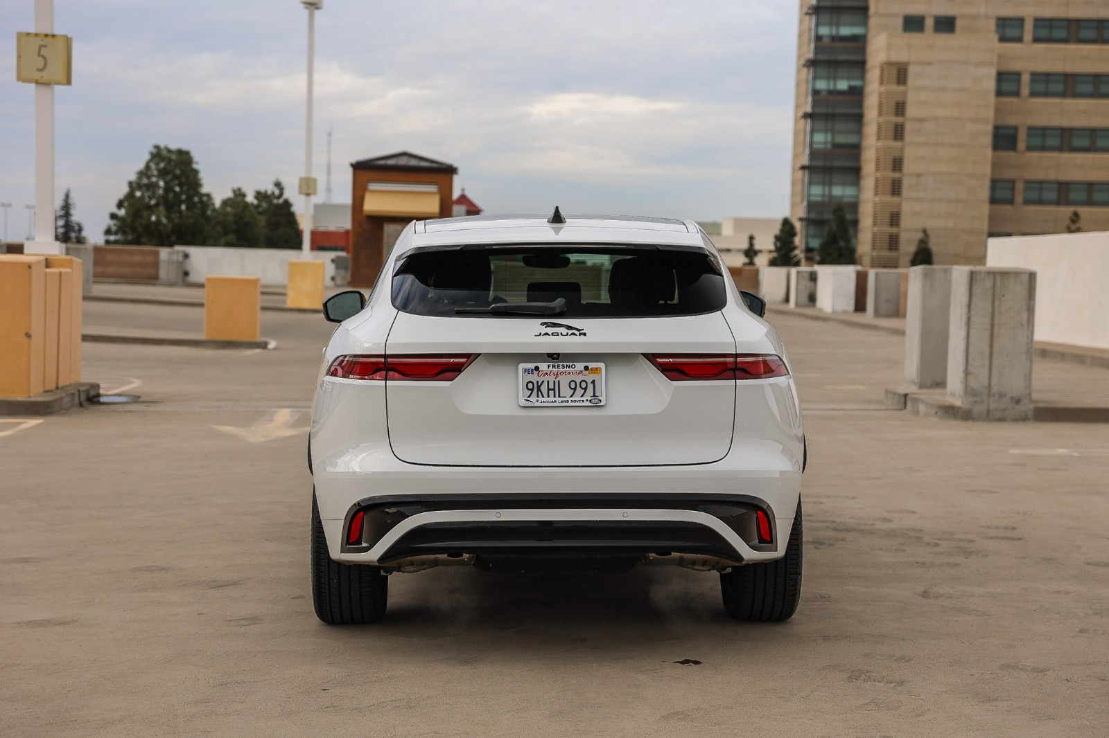 2024 Jaguar F-PACE P250 R-Dynamic S photo 2
