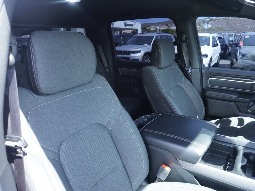 2020 Ram 1500 Big Horn Night Edition photo 21