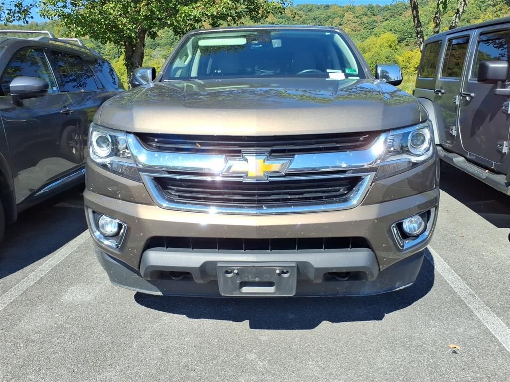 2016 Chevrolet Colorado LT photo 2