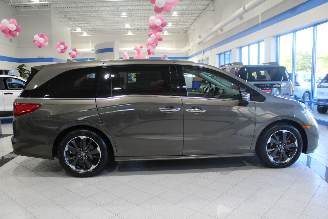 2023 Honda Odyssey Elite photo 4