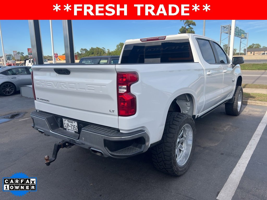 2022 Chevrolet Silverado 1500 LT photo 3