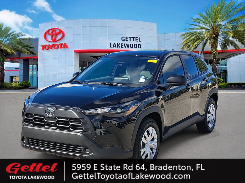 2026 Toyota Corolla Cross L's photo