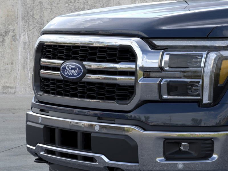 2025 Ford F-150 Lariat FX4 photo 12