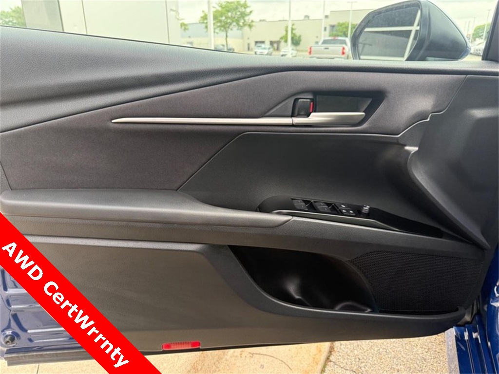 2025 Toyota Camry LE photo 18