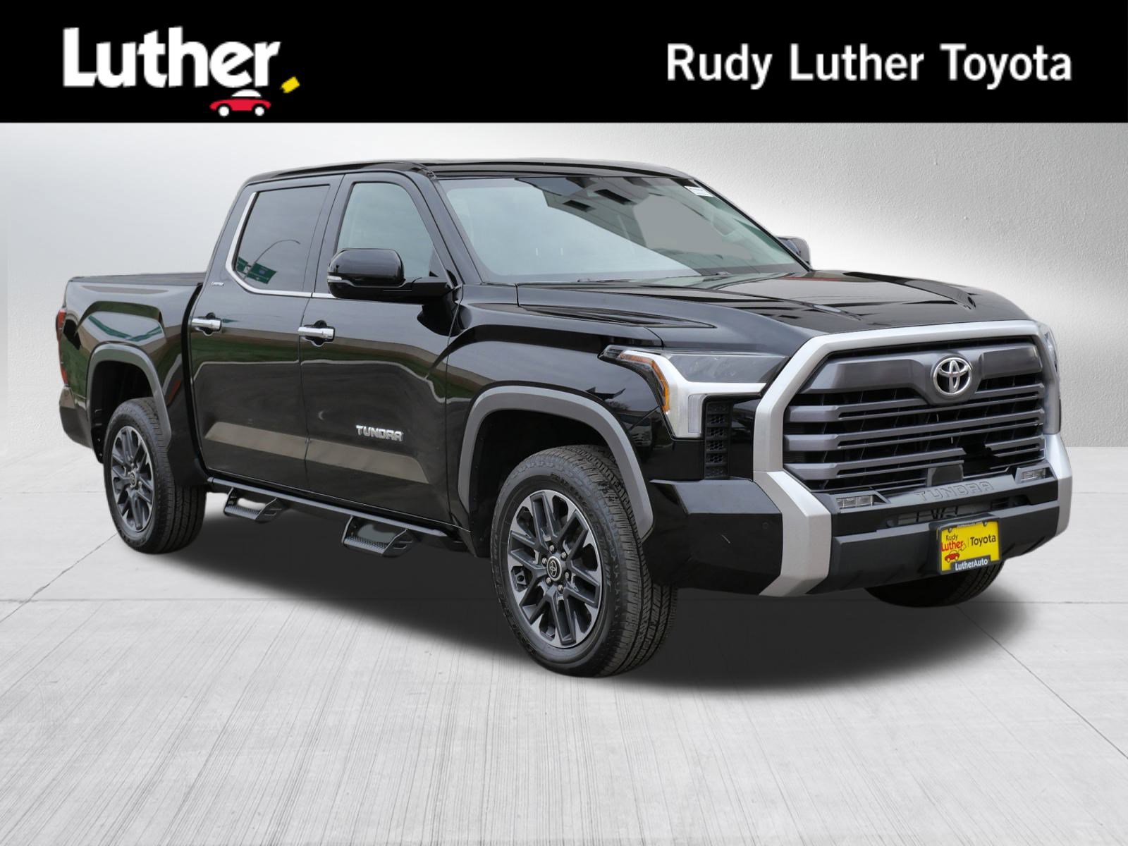 2024 Toyota Tundra Limited's photo