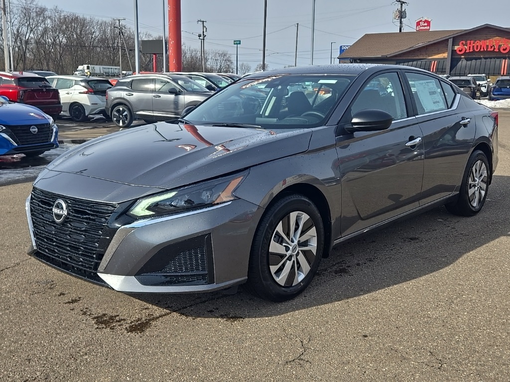 2025 Nissan Altima 2.5 S photo 3