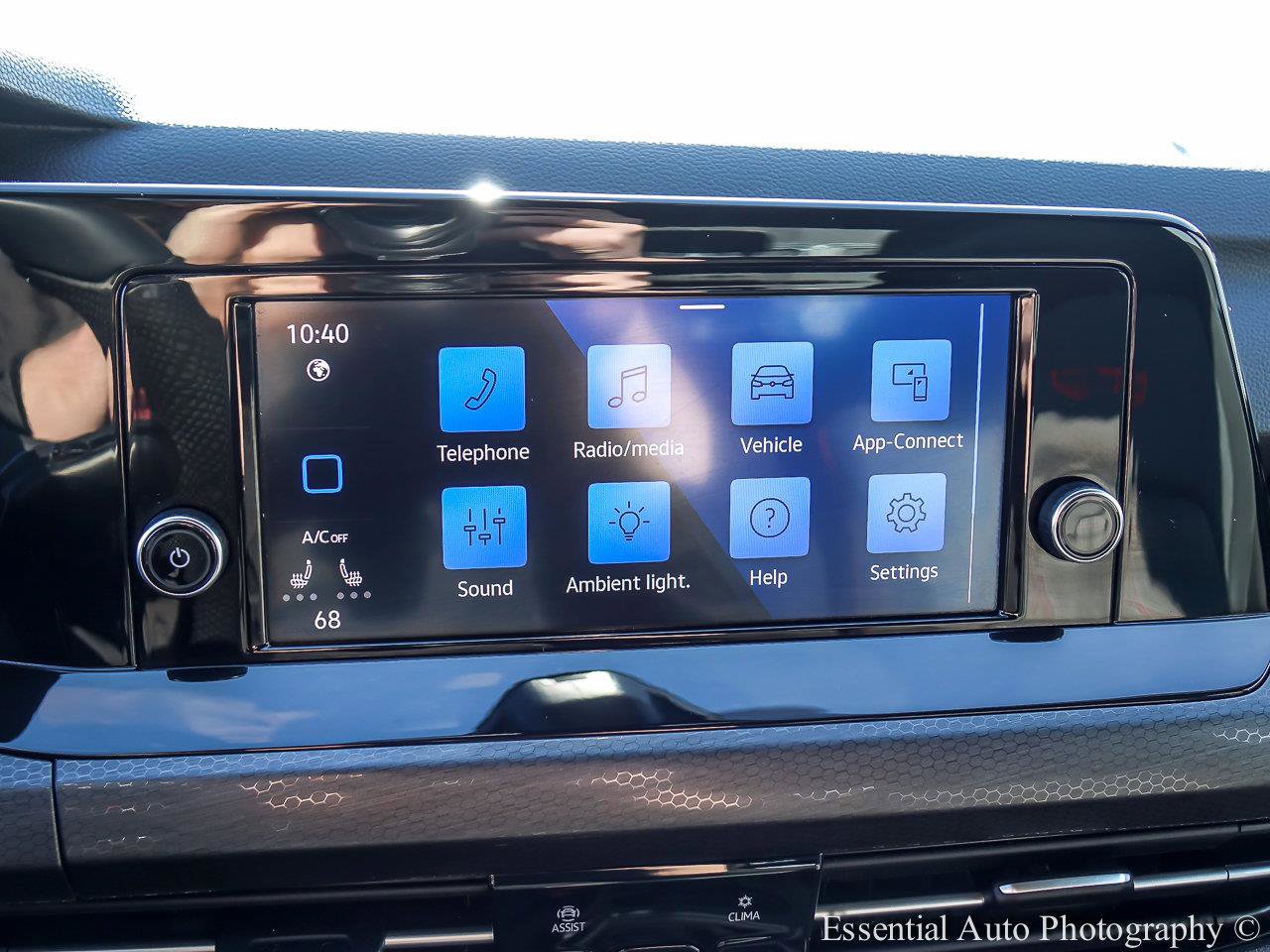 2023 VOLKSWAGEN GOLF GTI - Image 12