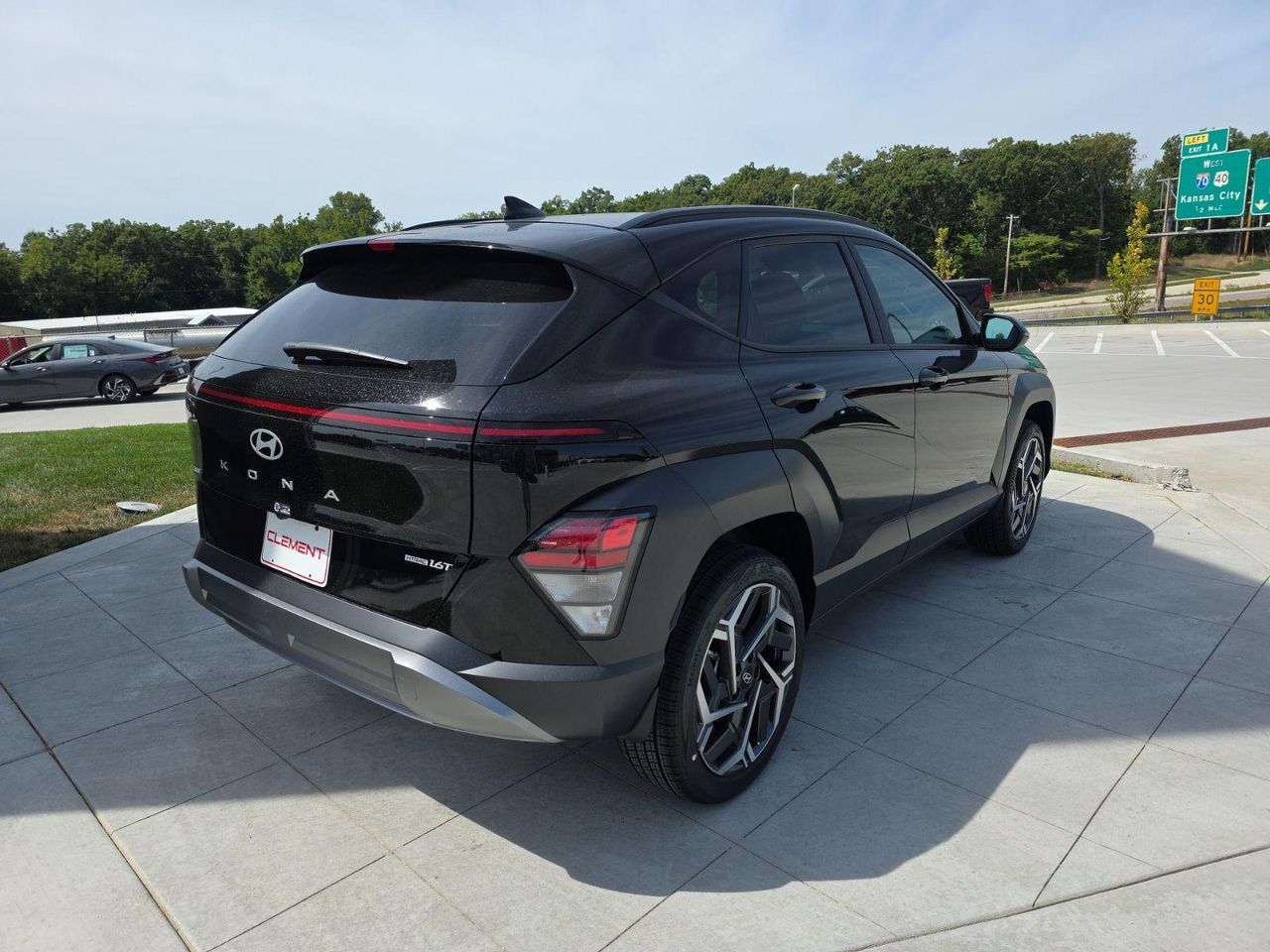 2026 Hyundai Kona SEL photo 4