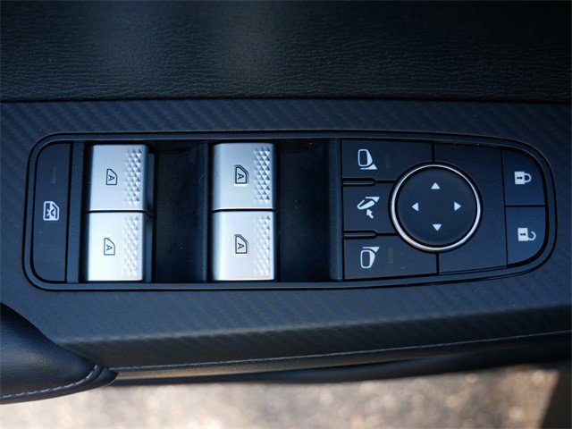 2025 Mitsubishi Outlander SE photo 17