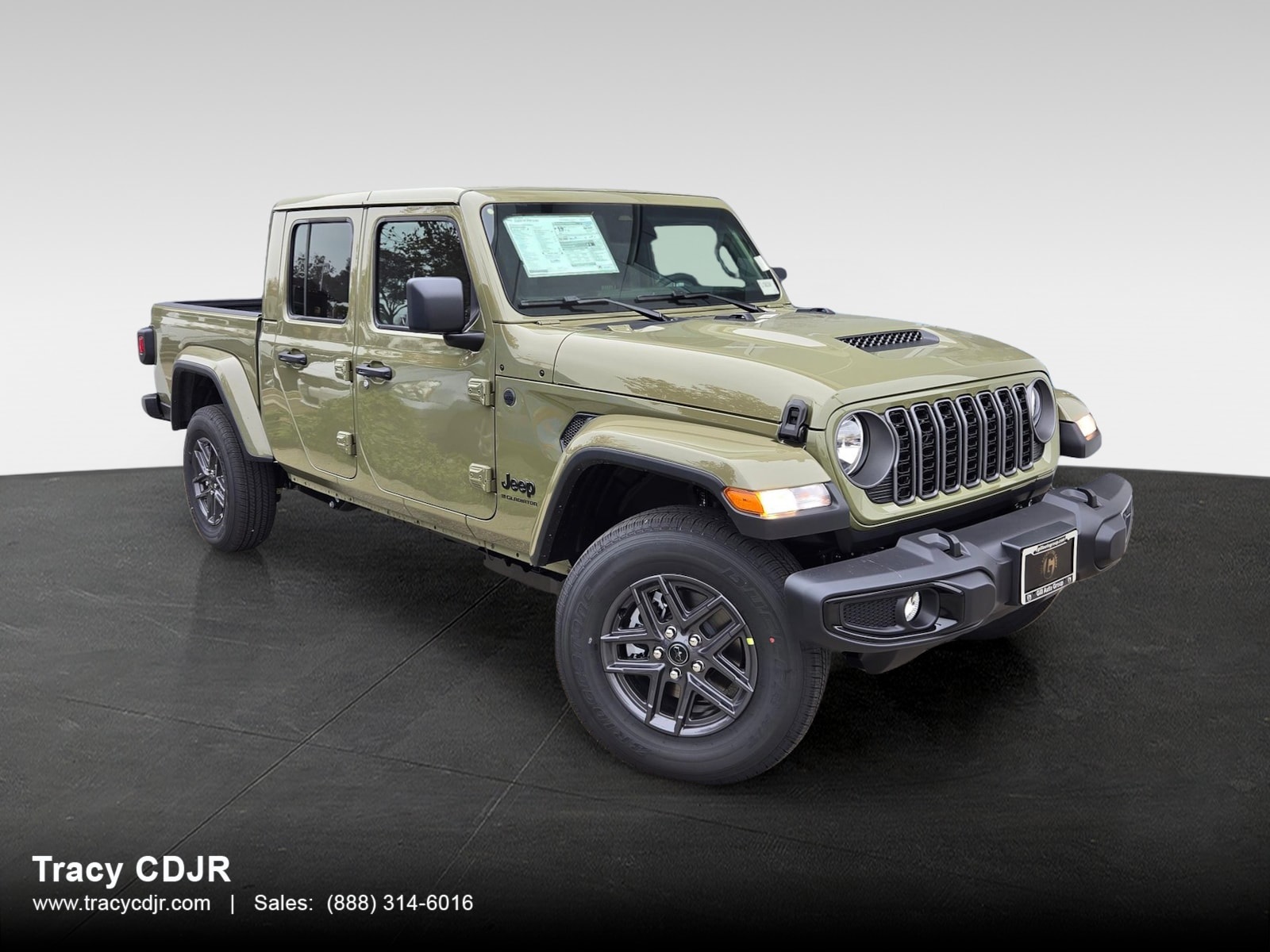2026 Jeep Gladiator Sport S's photo