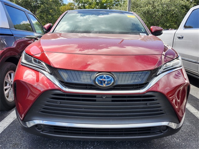 2021 Toyota Venza Limited photo 2