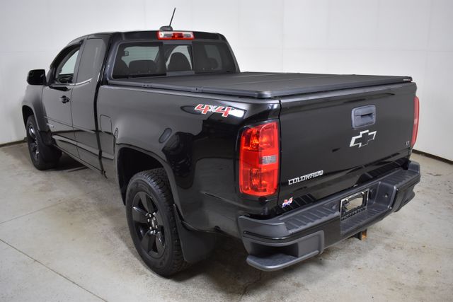 2016 Chevrolet Colorado LT photo 3