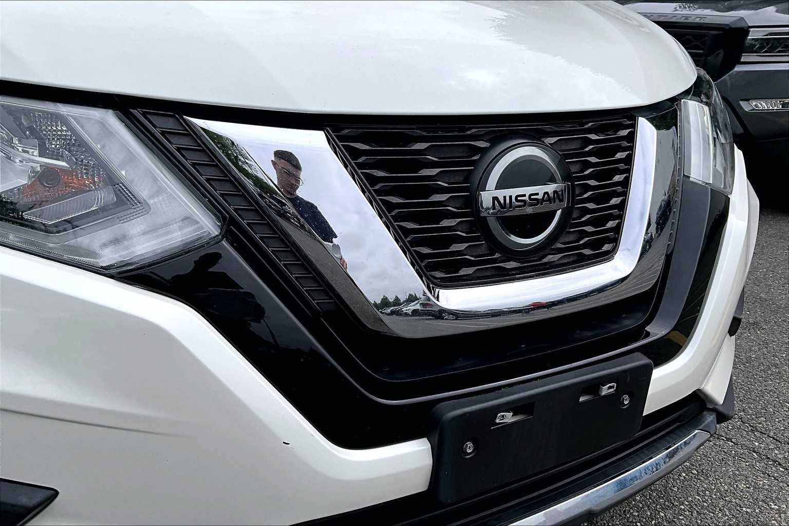 2019 Nissan Rogue SL photo 29