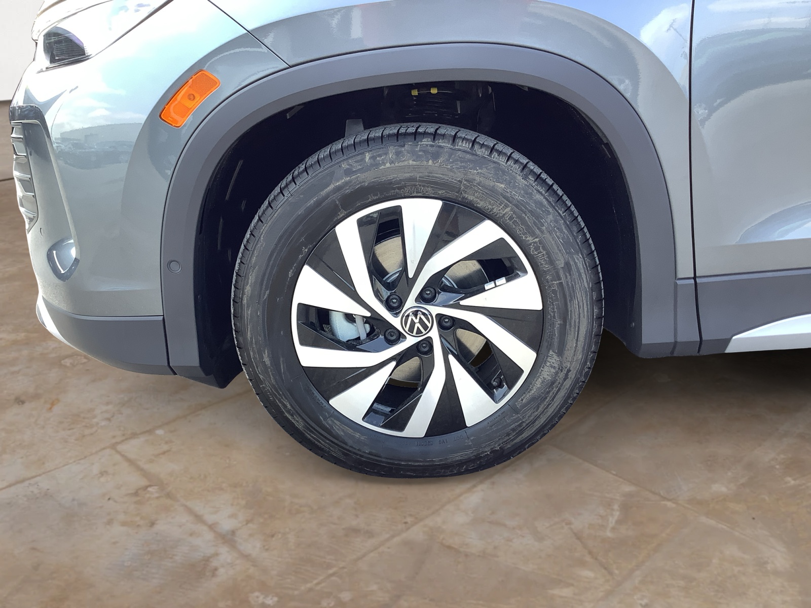2025 Volkswagen Tiguan S photo 9