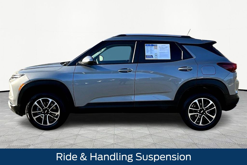 2024 Chevrolet Trailblazer LT photo 4