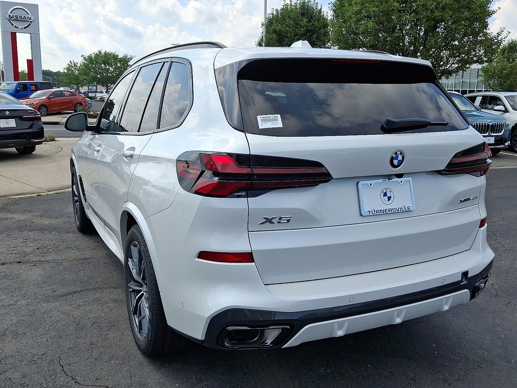 2026 Bmw X5 xDrive40i photo 3