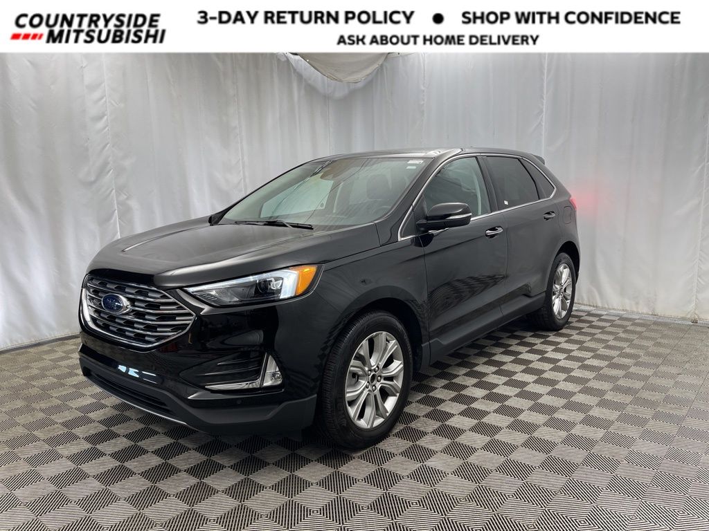 2024 Ford Edge Titanium's photo