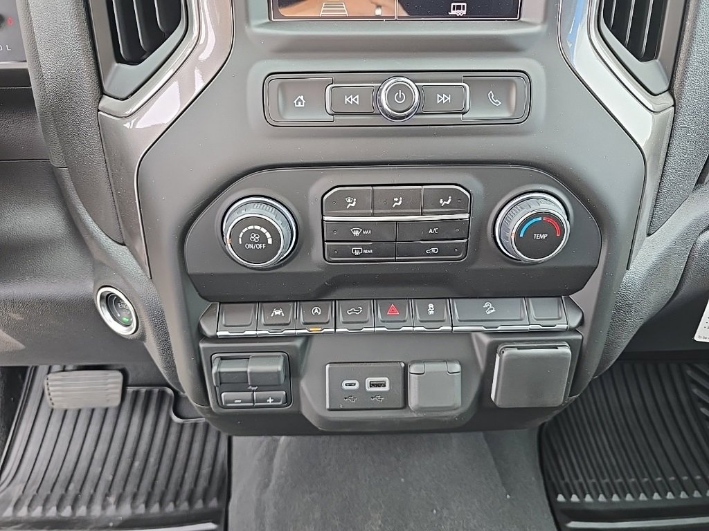2025 Chevrolet Silverado 1500 Custom Trail Boss photo 14