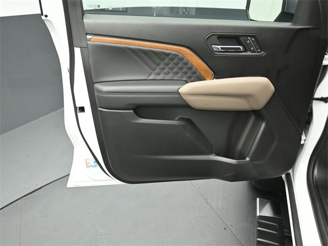 2023 GMC CANYON - Image 21