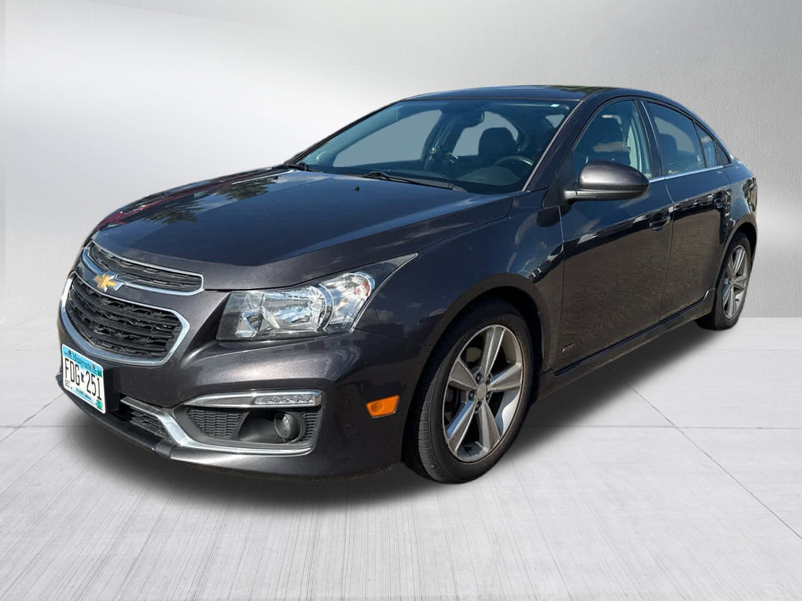 Used 2016 Chevrolet Cruze Limited 2LT with VIN 1G1PF5SB5G7135137 for sale in Brooklyn Center, Minnesota