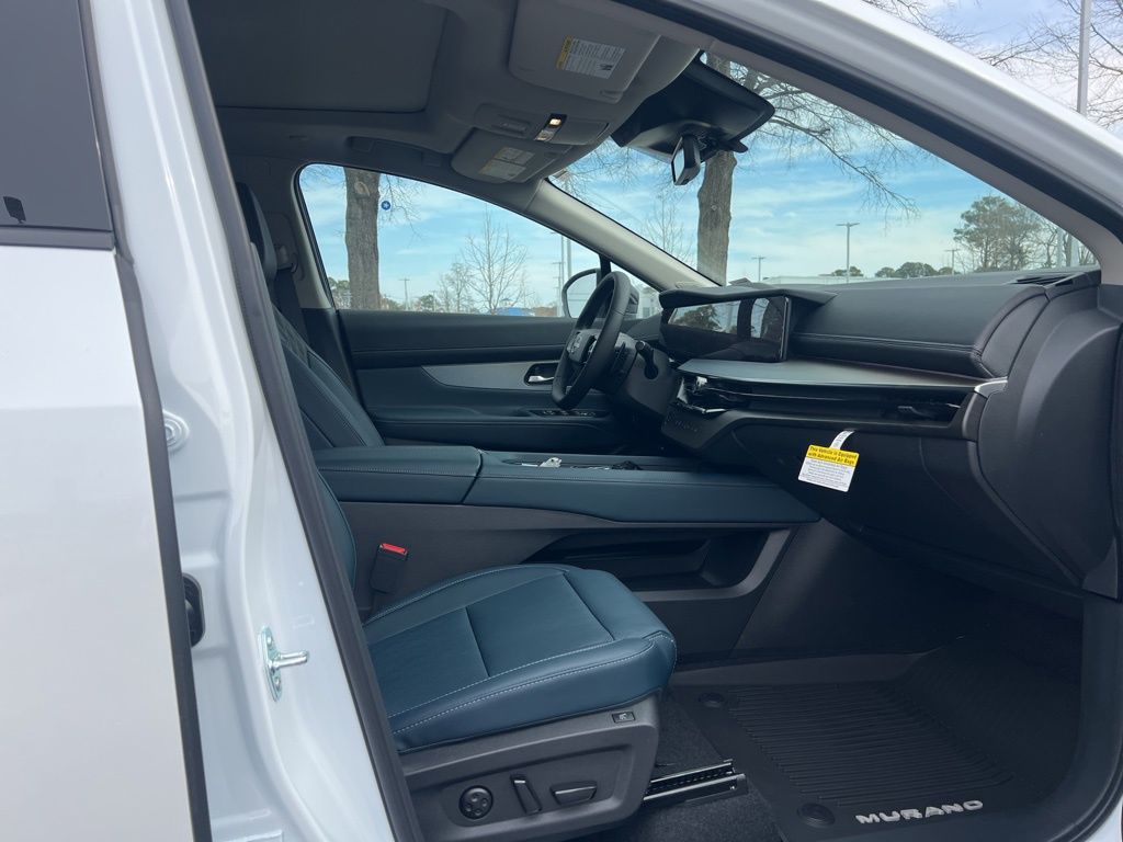 2025 Nissan Murano Platinum photo 17