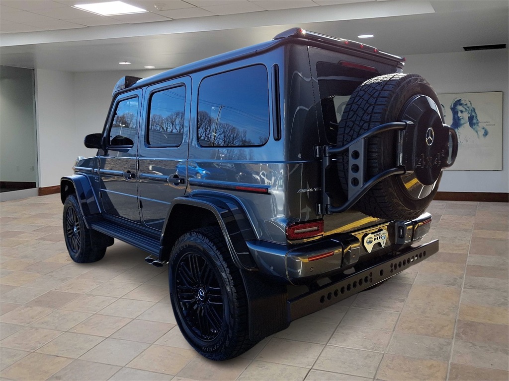 2024 Mercedes Benz G 63 photo 3