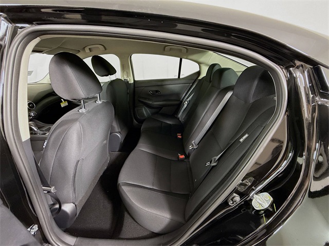 2025 Nissan Sentra S photo 8