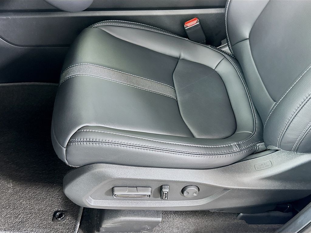 2025 Honda Pilot EX-L photo 18