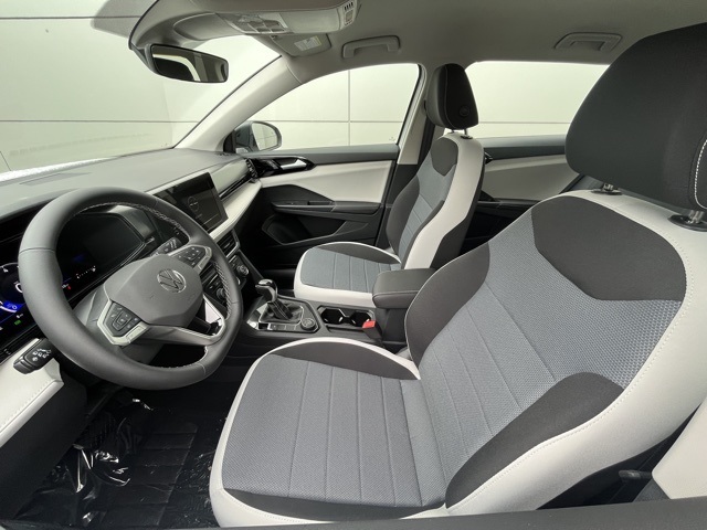 2025 Volkswagen Taos S photo 2