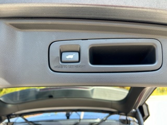 2023 Honda CR-V EX-L photo 2