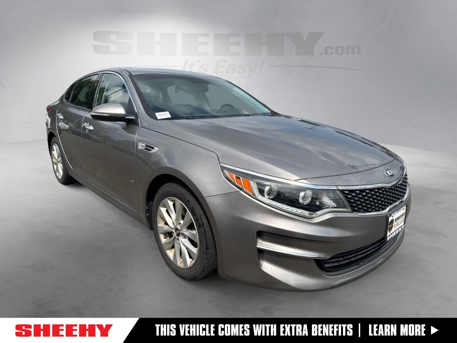 Used 2016 Kia Optima EX with VIN 5XXGU4L37GG105420 for sale in Warrenton, VA