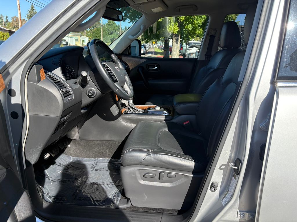 2022 Nissan Armada SL photo 14