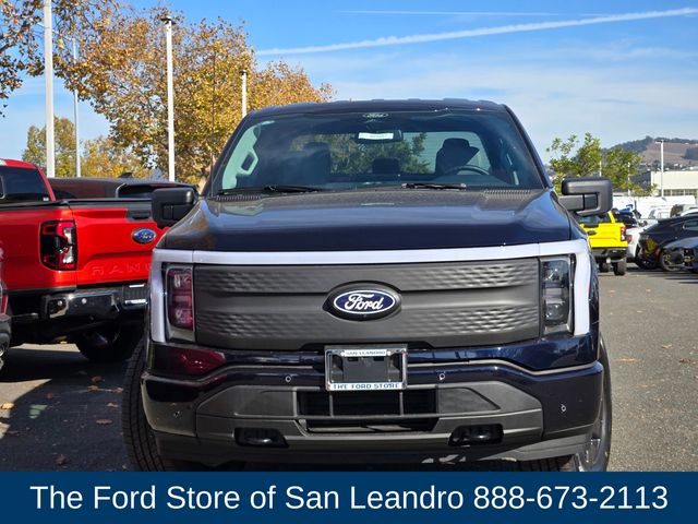 2025 Ford F-150 XLT photo 4