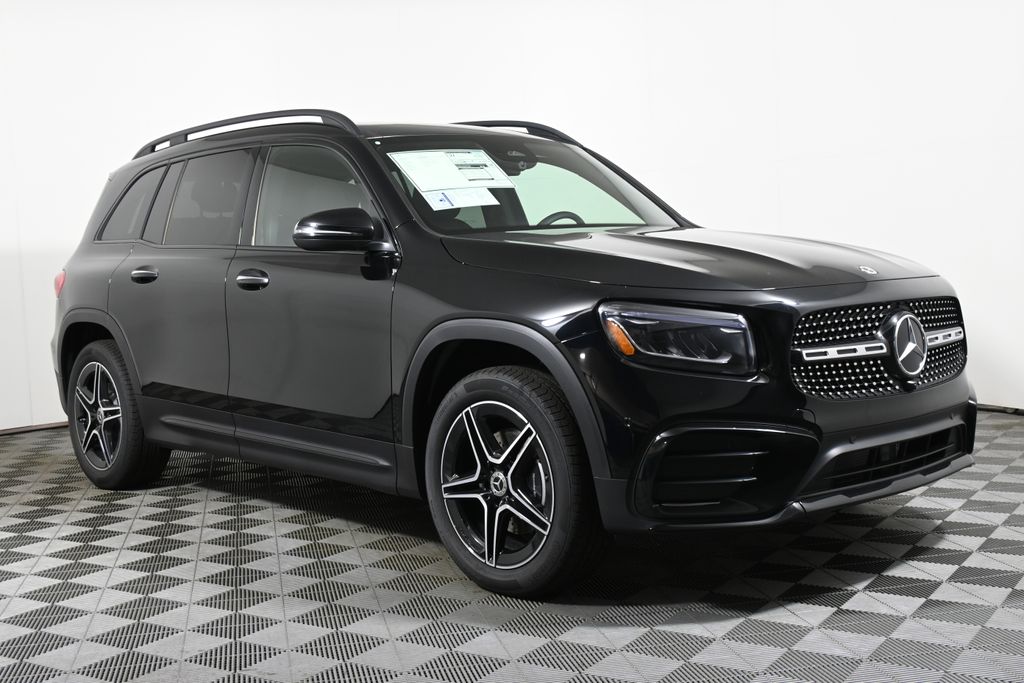 2025 Mercedes Benz GLB 250 4MATIC photo 5