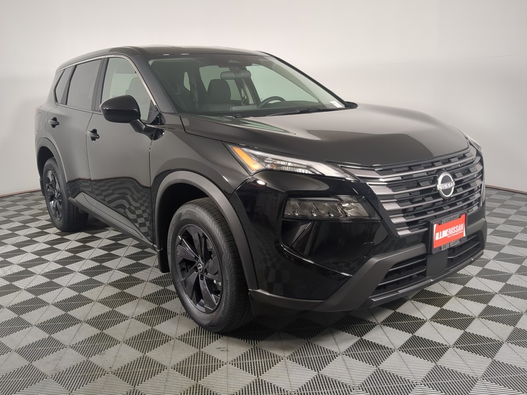 2026 Nissan Rogue SV's photo