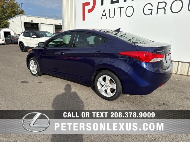 2011 Hyundai Elantra GLS photo 3