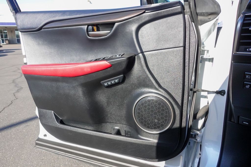 2020 Lexus NX 300h Premium photo 22