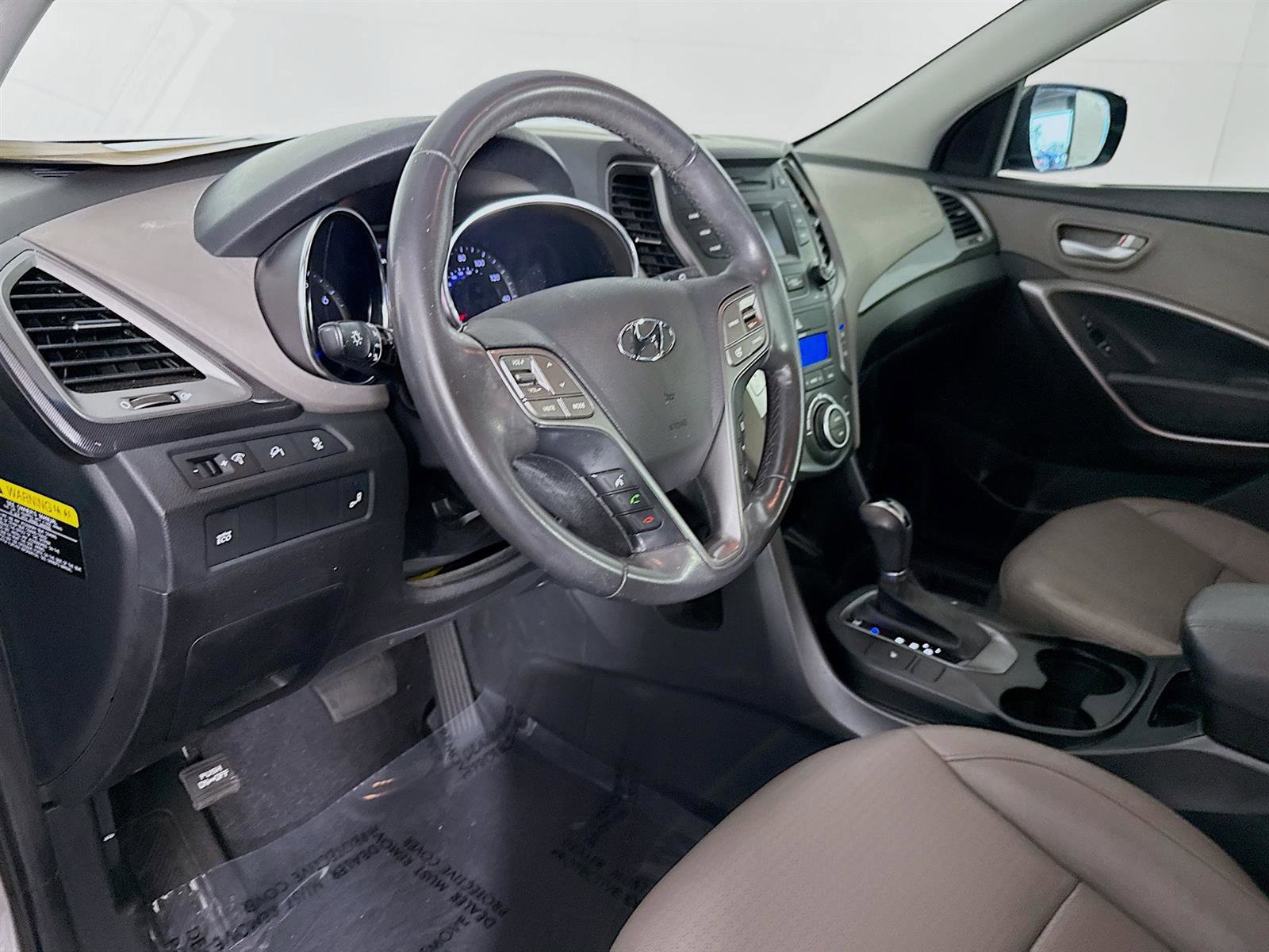 2016 Hyundai Santa Fe Sport Base photo 8