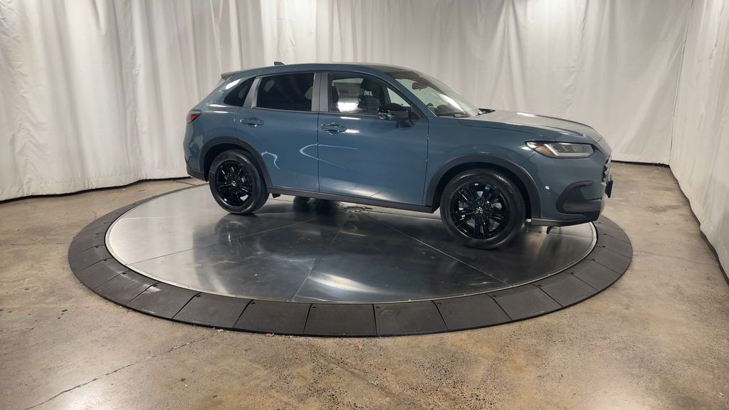 2026 Honda HR-V Sport photo 3