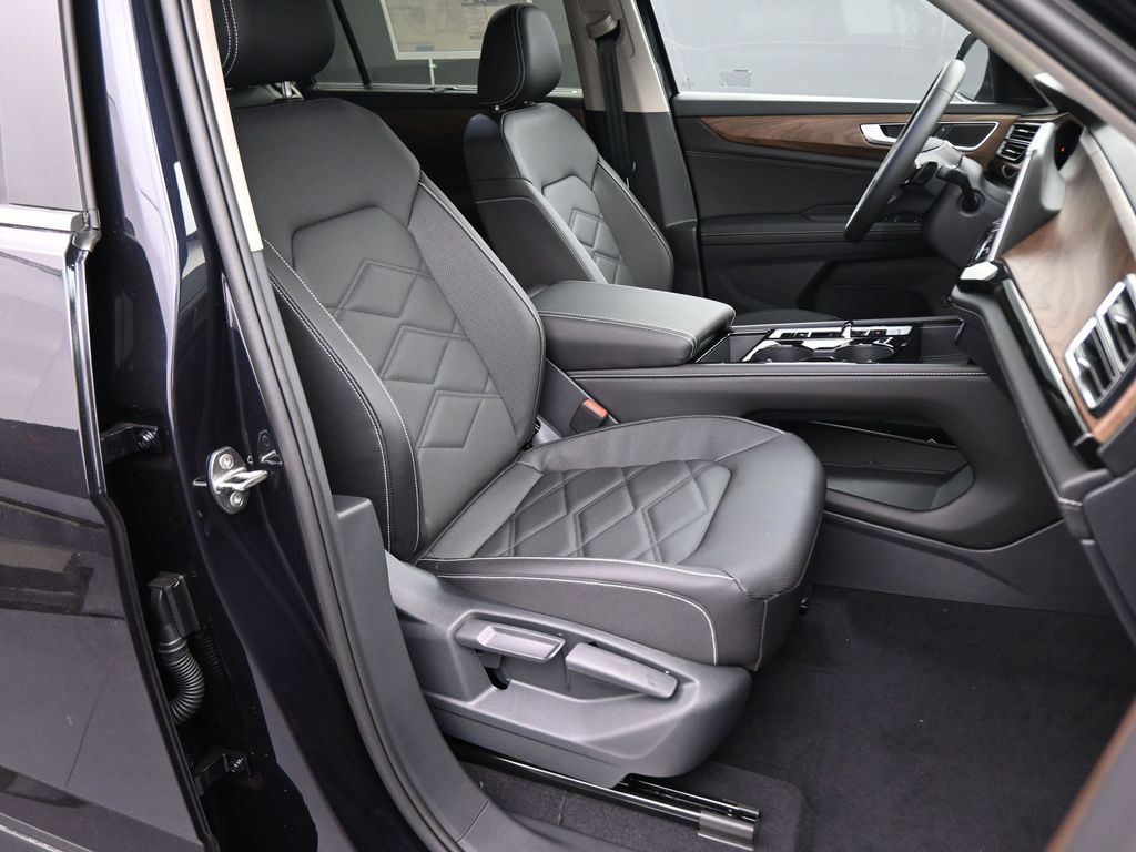 2026 Volkswagen Atlas SE Technology photo 46