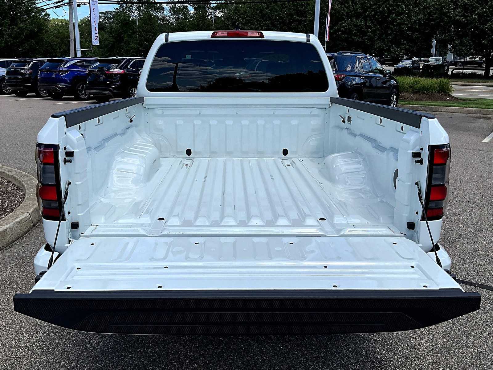 2025 Nissan Frontier SV photo 30