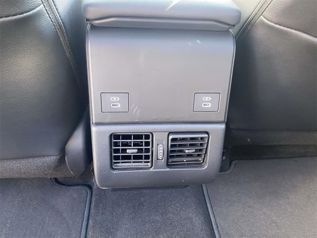 2024 Toyota bZ4X XLE photo 11